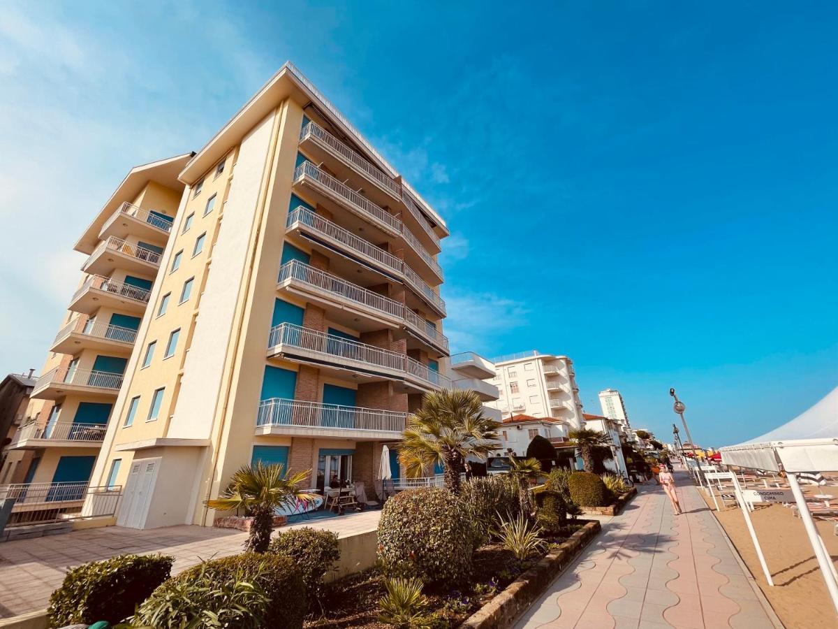 Appartamento Cima - Vista Mare, 3 Camere, Wifi, Family Apartment Лидо ди Йезоло Екстериор снимка